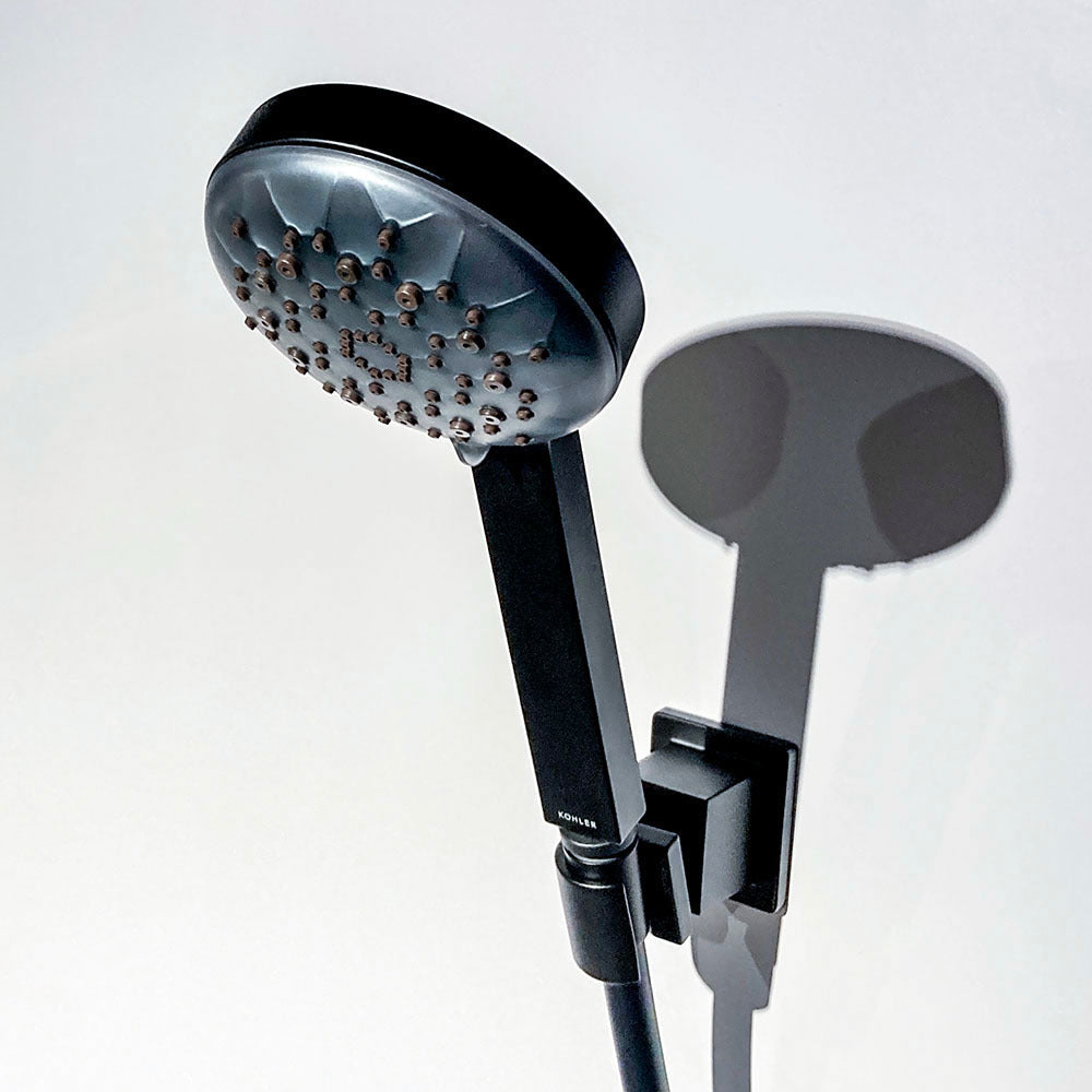 Parallel 浴缸淋浴龍頭 | K-23494T-4｜完整產品系列-提供全方位浴室解決方案 空間效能極大化-帶來更多存儲空間 強力耐腐蝕，防腐耐刮擦，比同行耐用標準超過兩倍，歷久彌新 本龍頭以KOHLER全新PVD電鍍層技術所生產，並通過嚴格之鹽霧測試合格，品質經久耐用 下出水功能：有 恆溫功能：無 手持花灑尺寸：Ø110x249mm 淋浴龍頭尺寸： 冷熱水管距：150mm 下出水口長：74-84mm｜台南衛浴 設計師推薦-龍百KOHLER